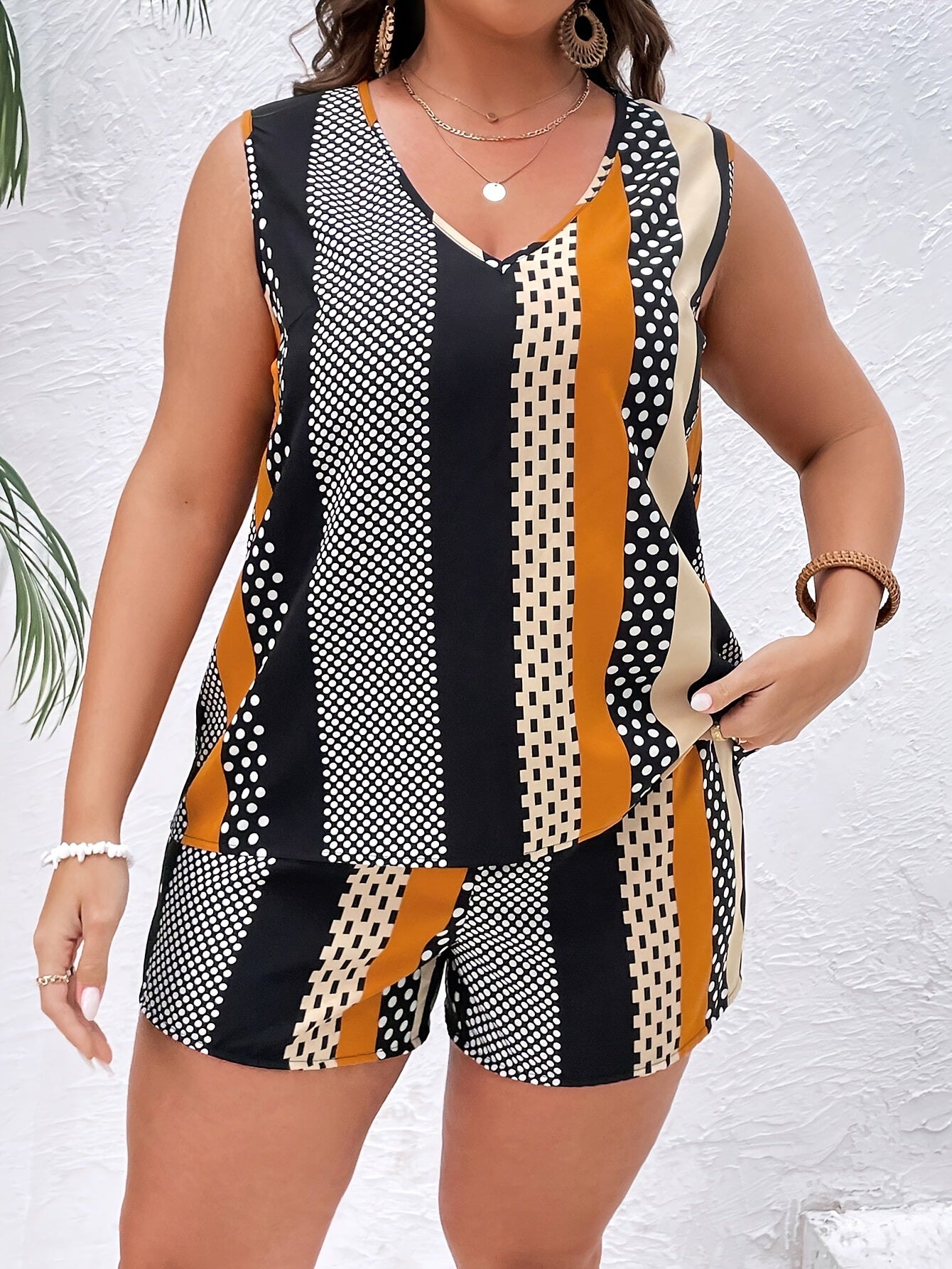 【50%OFF】【L-4XL】💐👩 2024 Nou costum vestă cu decolteu în V de mărime mare🎽+🩳