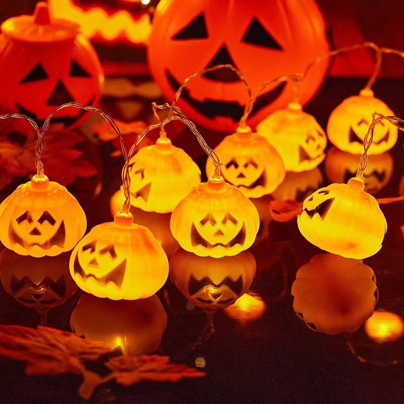 [50% OFF]Șir decorativ de lumină de Halloween, lumina atmosferei de dovleac din desene animate de Crăciun